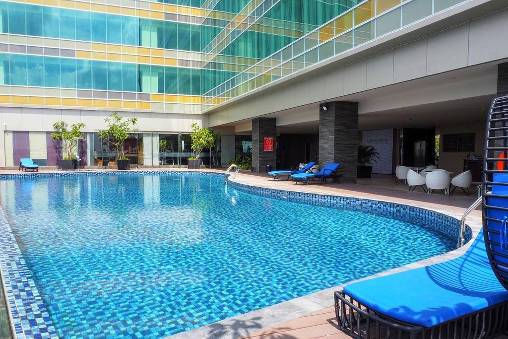 The Alana Hotel & Convention Center Solo By Aston Exteriör bild